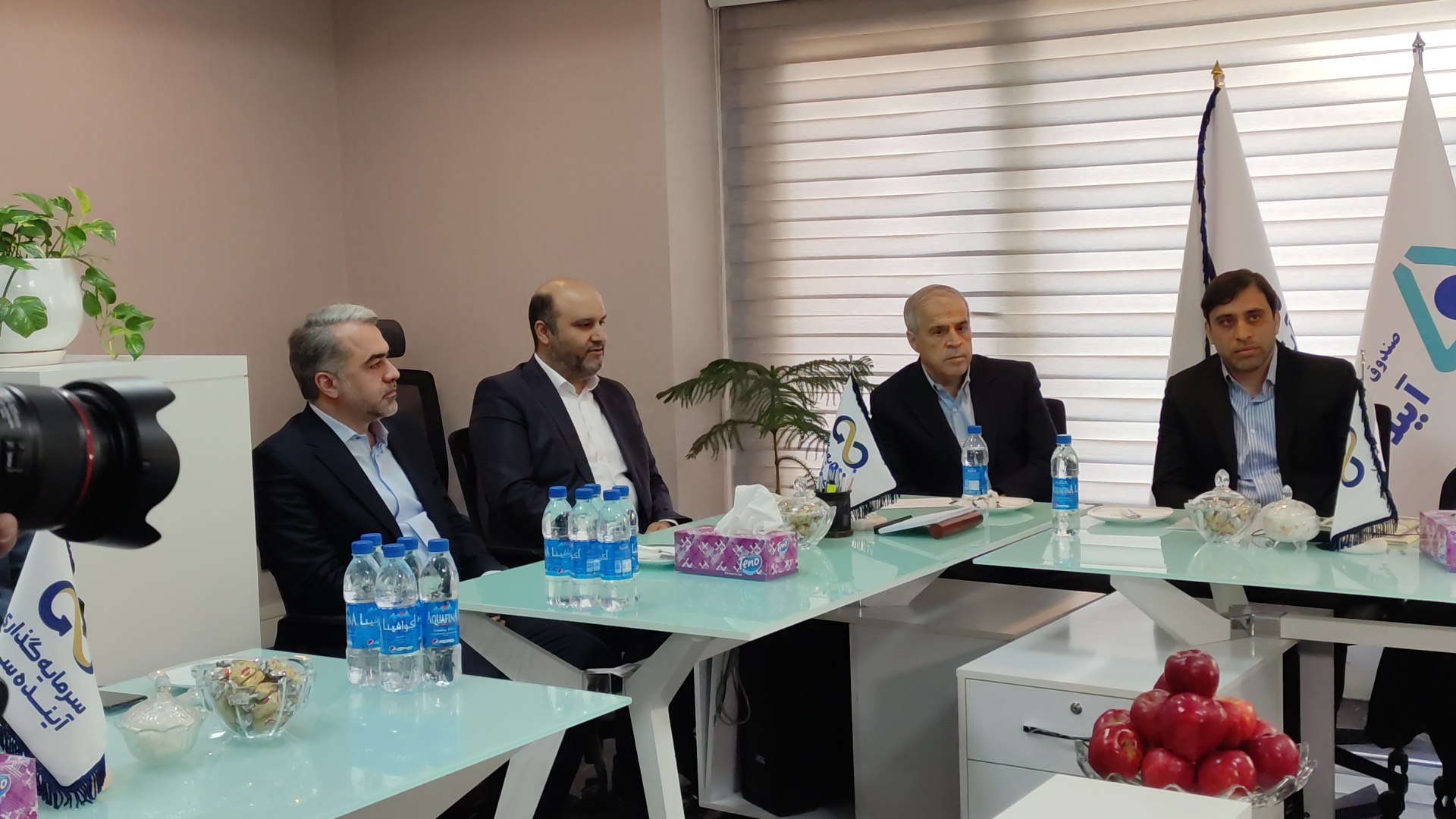 برگزاری جلسه تودیع و معارفه مدیران عامل قدیم و جدید شرکت سرمایه گذاری آینده ساز